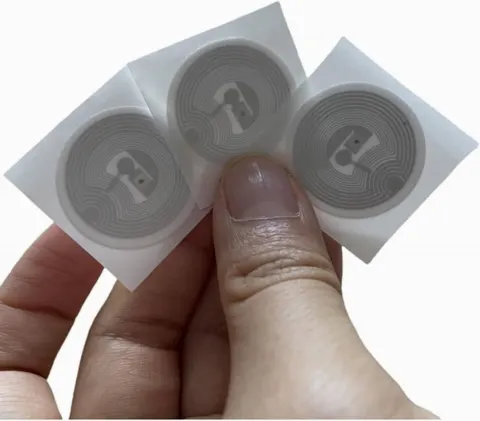 Round NFC Paper Sticker